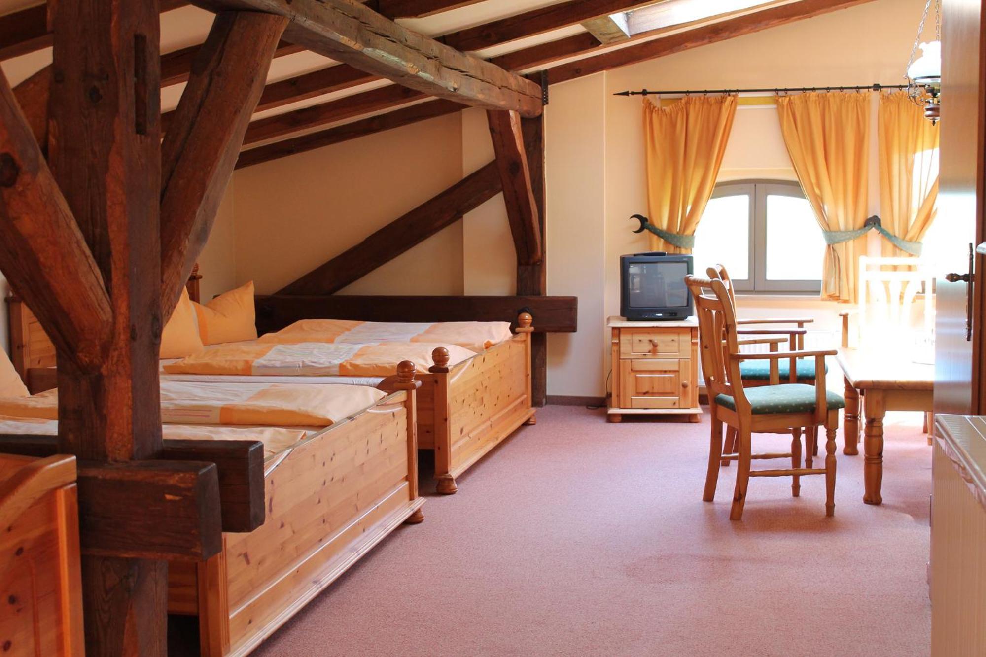 Hotel Zur Scheune 3*